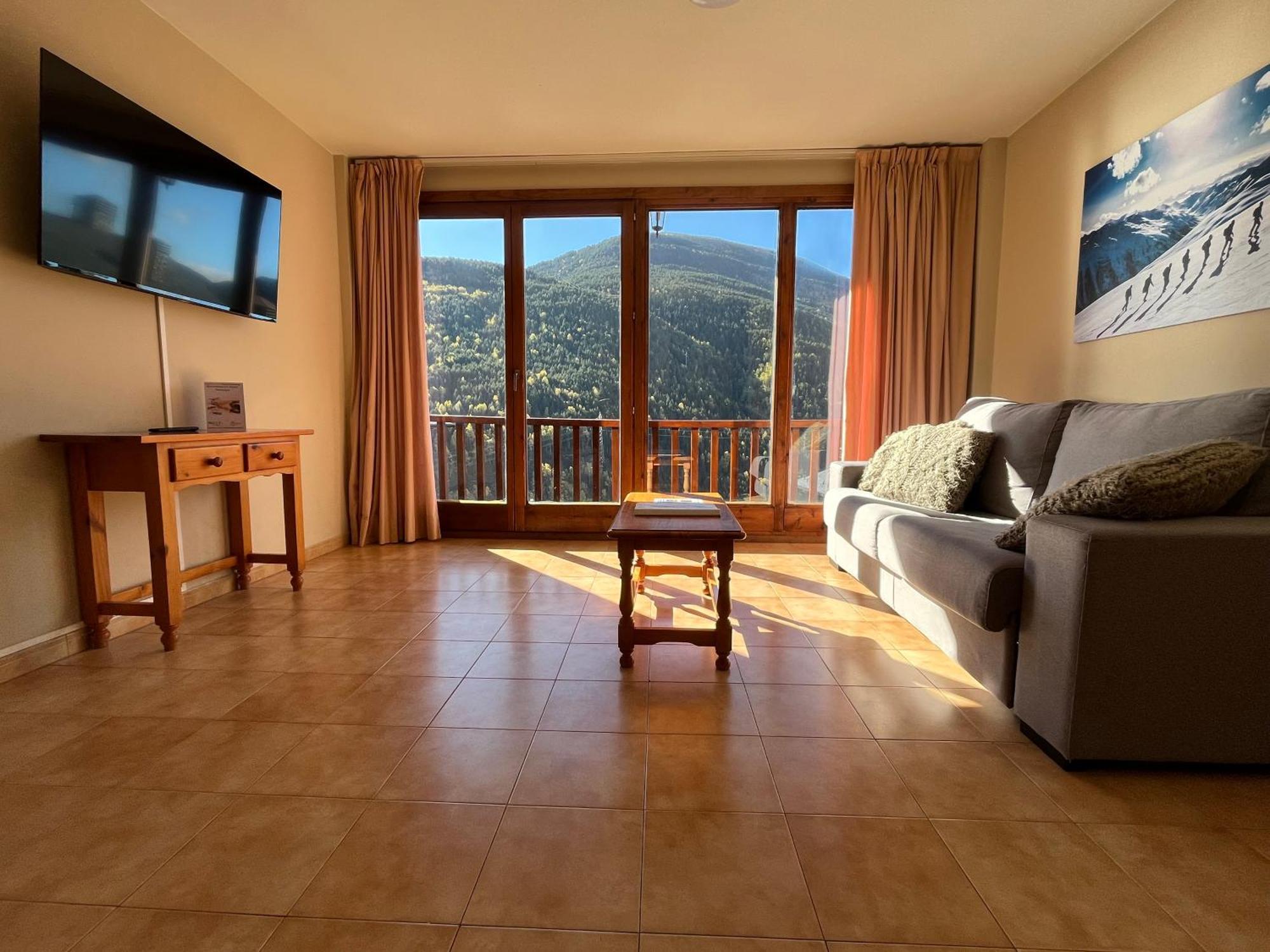 Wuau! Apartamentos Solana De Ransol Luaran gambar