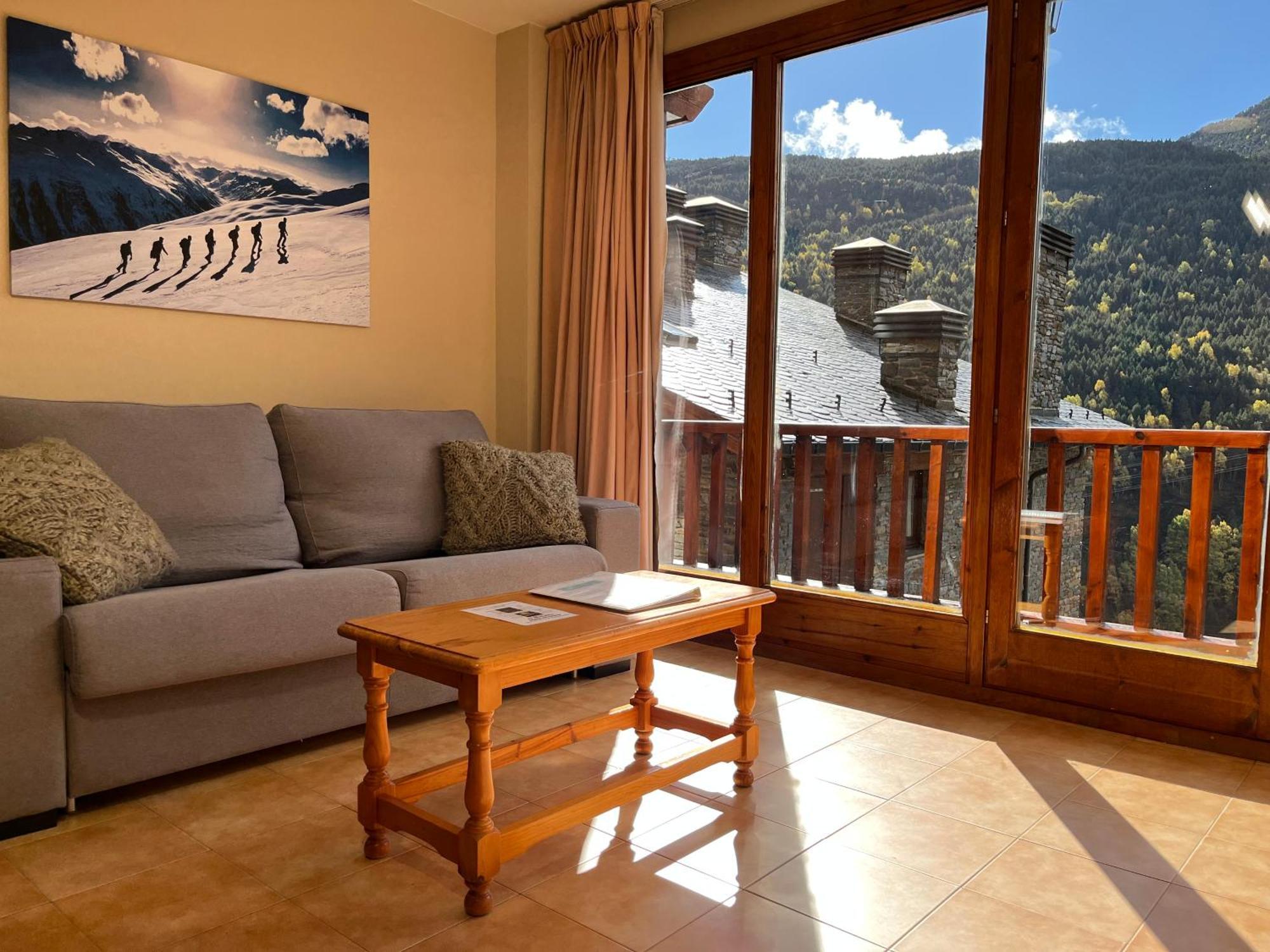 Wuau! Apartamentos Solana De Ransol Luaran gambar