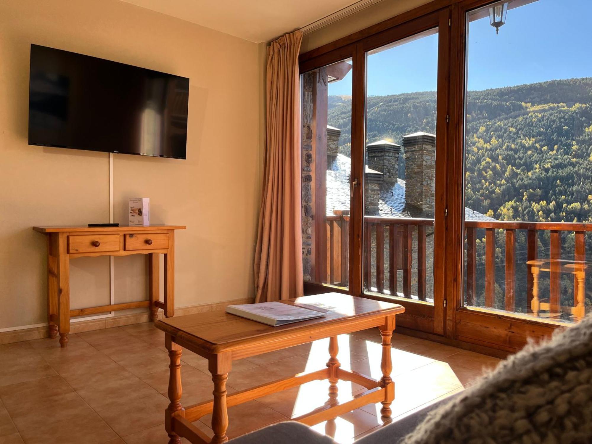 Wuau! Apartamentos Solana De Ransol Luaran gambar