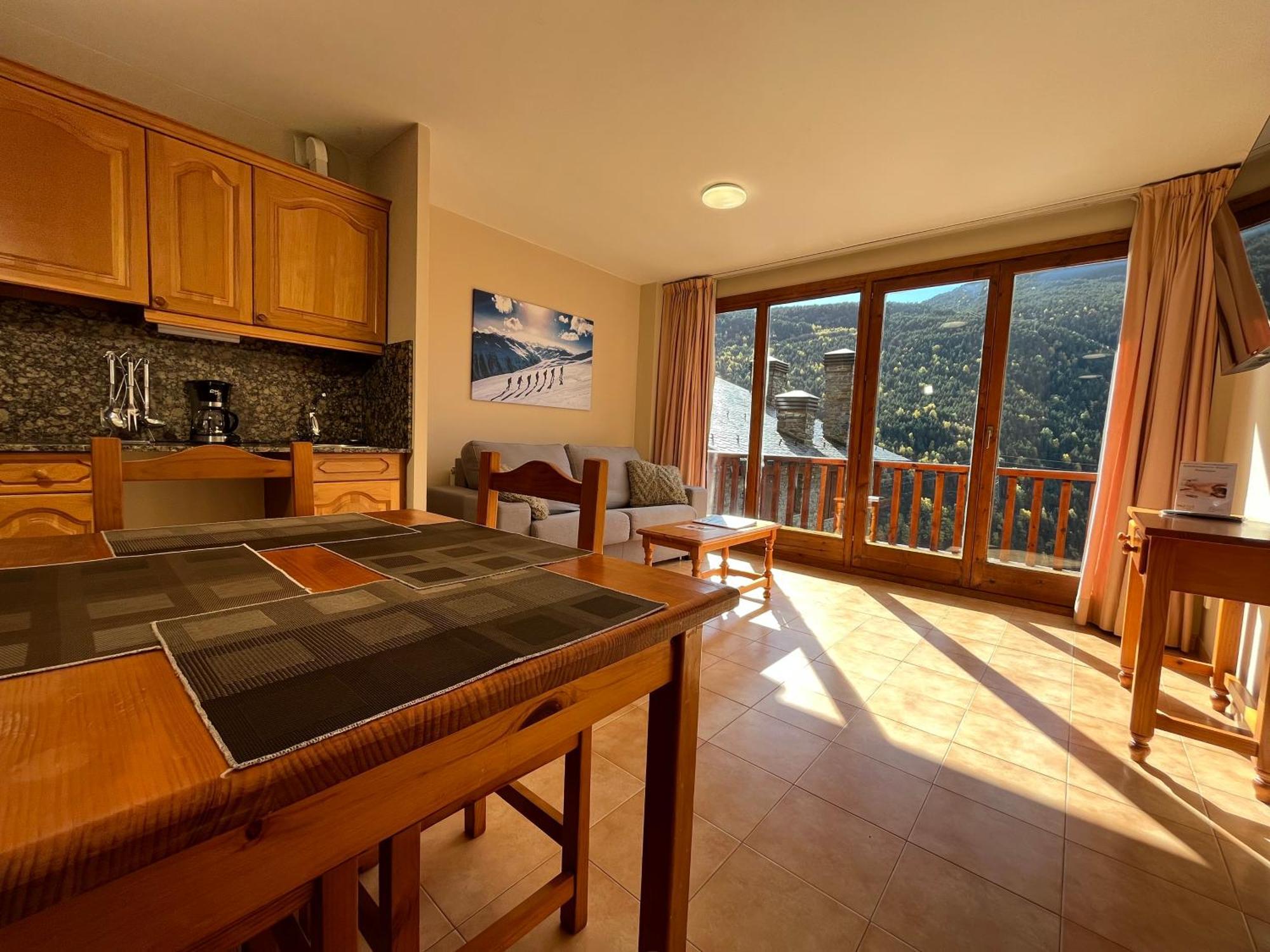 Wuau! Apartamentos Solana De Ransol Luaran gambar