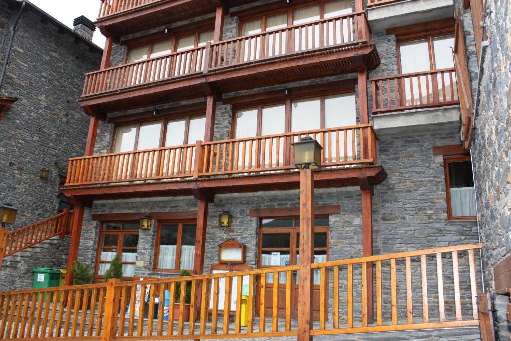 Wuau! Apartamentos Solana De Ransol Luaran gambar
